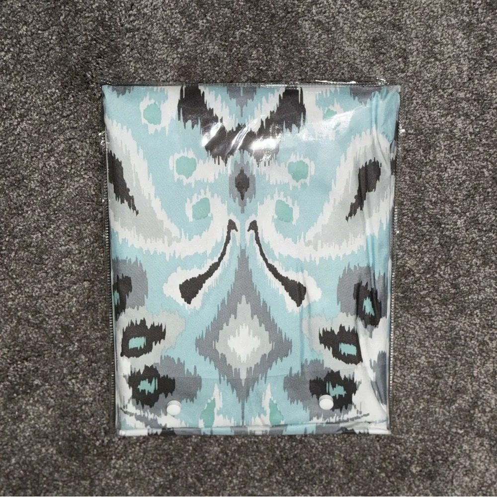 NWT - MADISON PARK - Shower Curtain 72